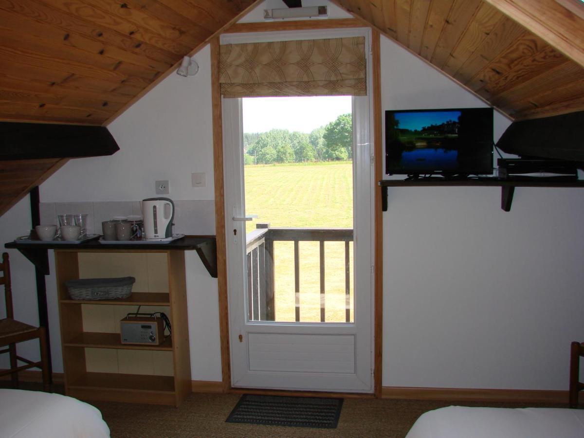 La Blanche Roche Bed & Breakfast Sourdeval Eksteriør bilde