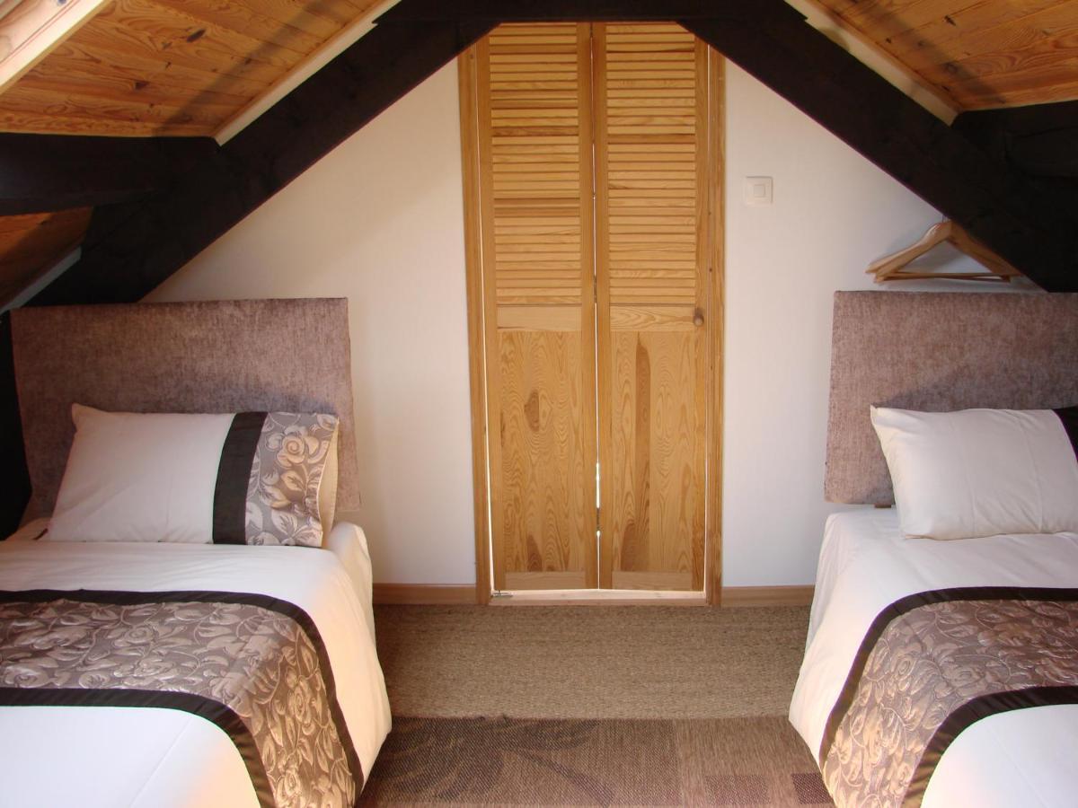 La Blanche Roche Bed & Breakfast Sourdeval Eksteriør bilde